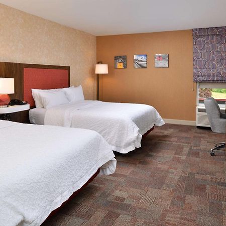 Hampton Inn Wytheville Exterior photo